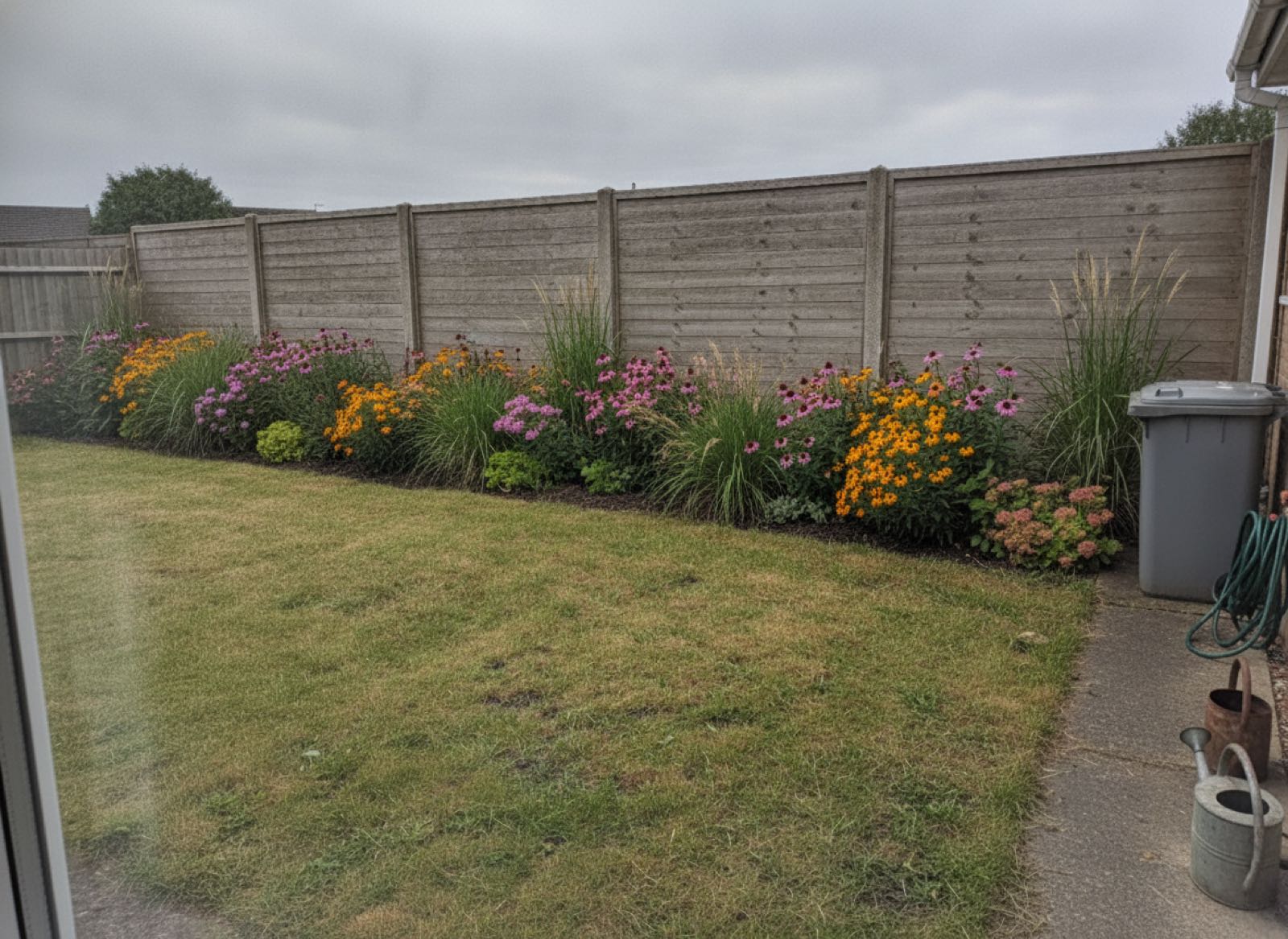 Gardens & Landscaping: the same room before and after the render, after